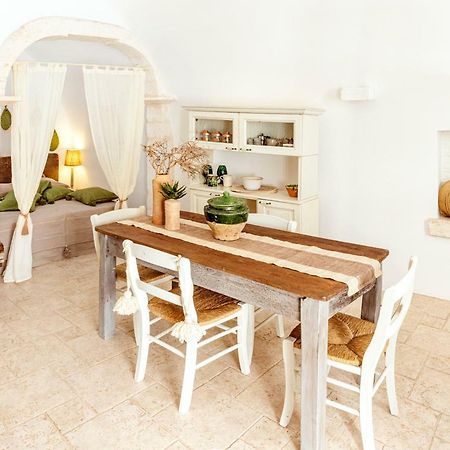 Alesia Luxury Suite Ostuni Exteriör bild
